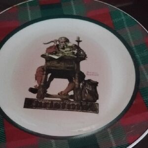 Plaid Border Decorative Plate